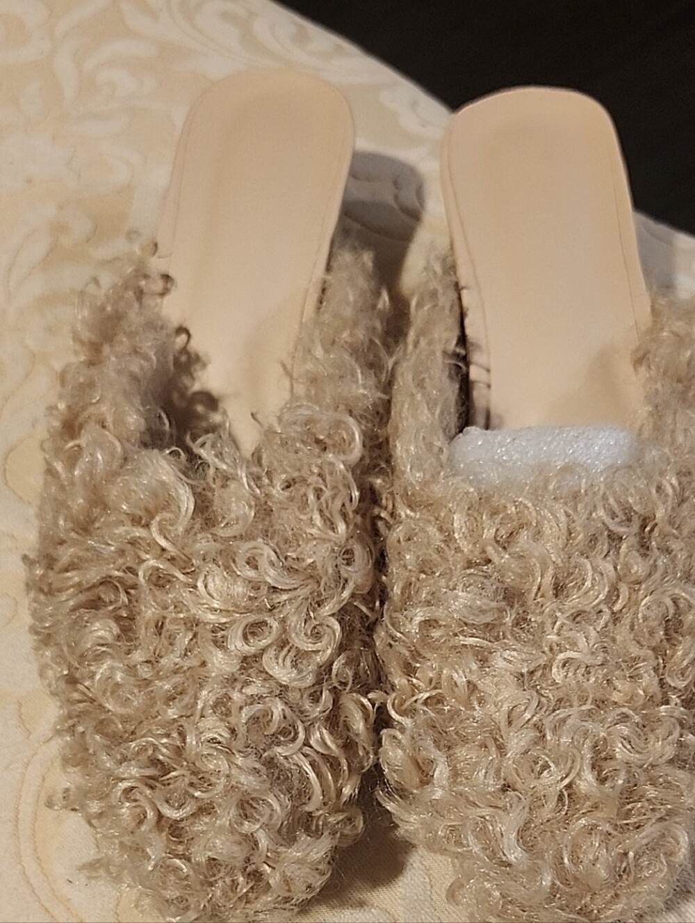Cozy Curly Faux-Fur Slide Mules in Light Beige